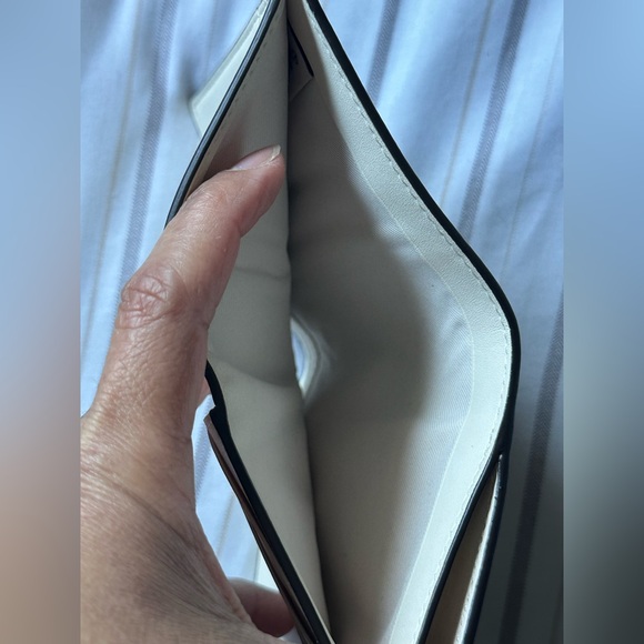 Coach Snap Billfold Wallet - Picture 8 of 14